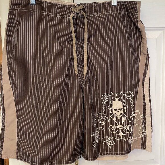 JOE BOXER XL Swim Shorts Men's Skull Brown White Tan Pin Striped Goth - Picture 1 of 5